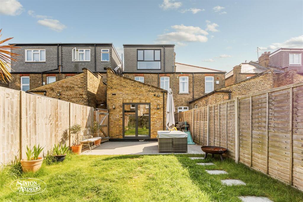 18 Sydney road-9.jpg