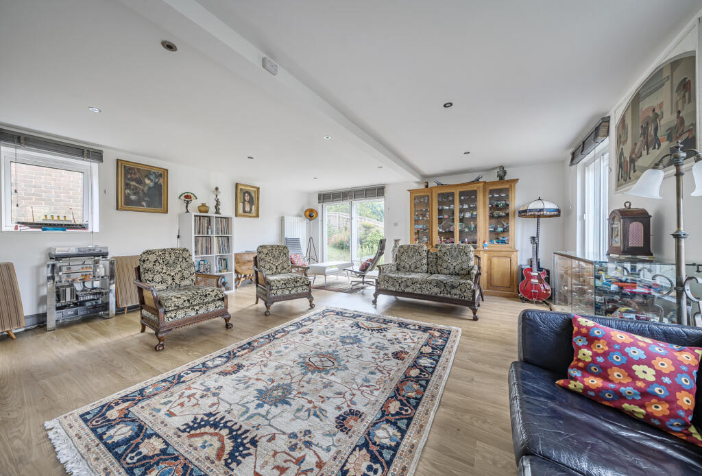 1329971-14-689247...