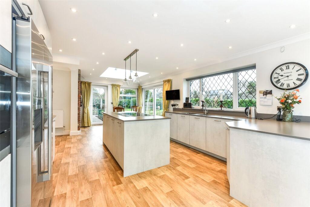 Kitchen-Breakfast Rm