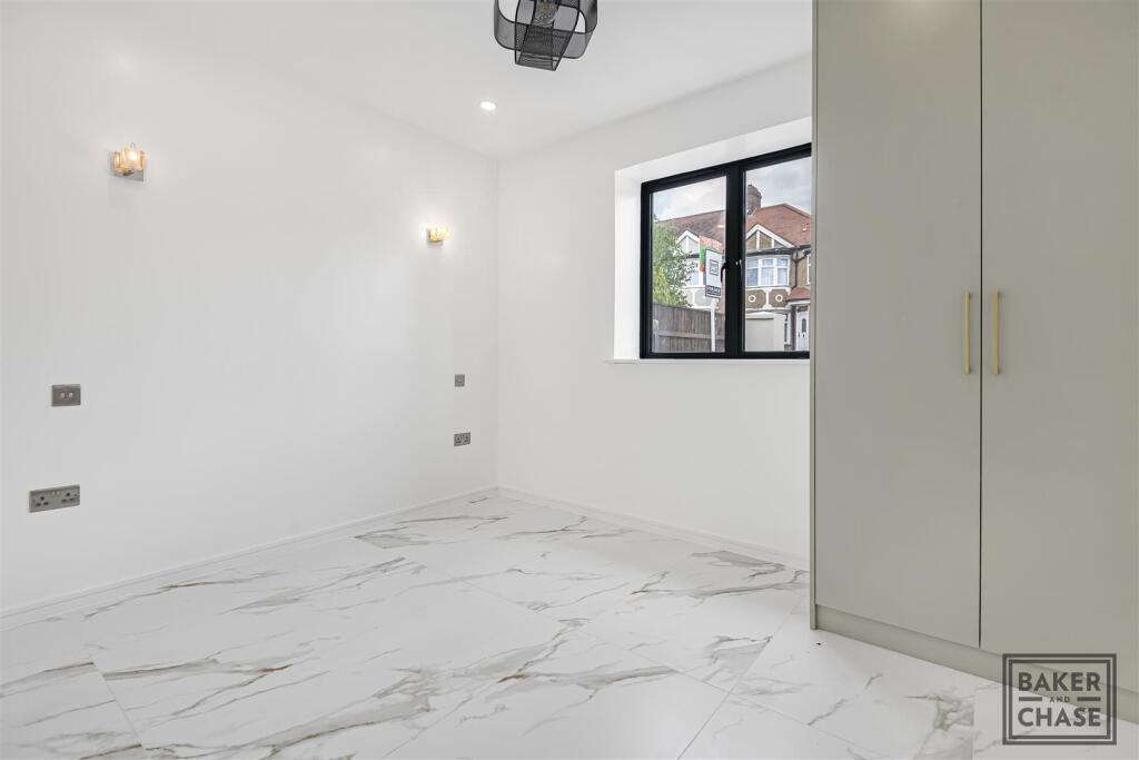 Bedroom 2 (Ground Floor)