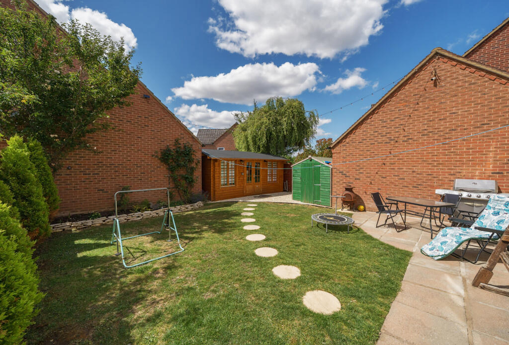 1313569-6-68653fd...