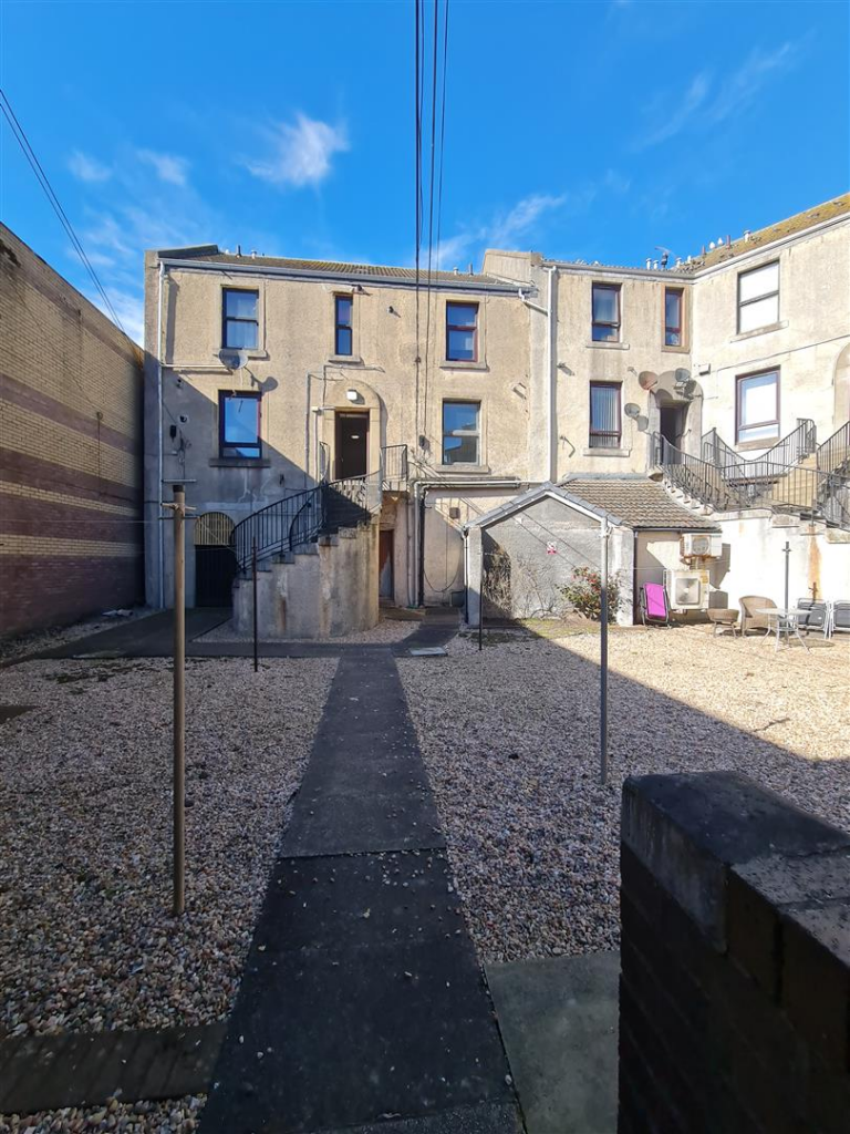 8 Windmill Street ExternalRear.png