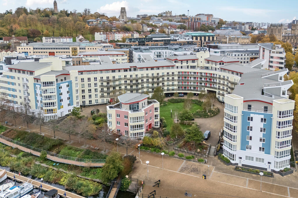 The Crescent
