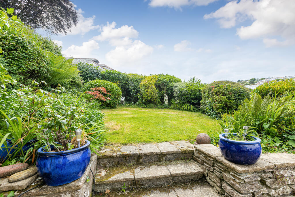 A08 - Greystones, Noss Mayo - 250623