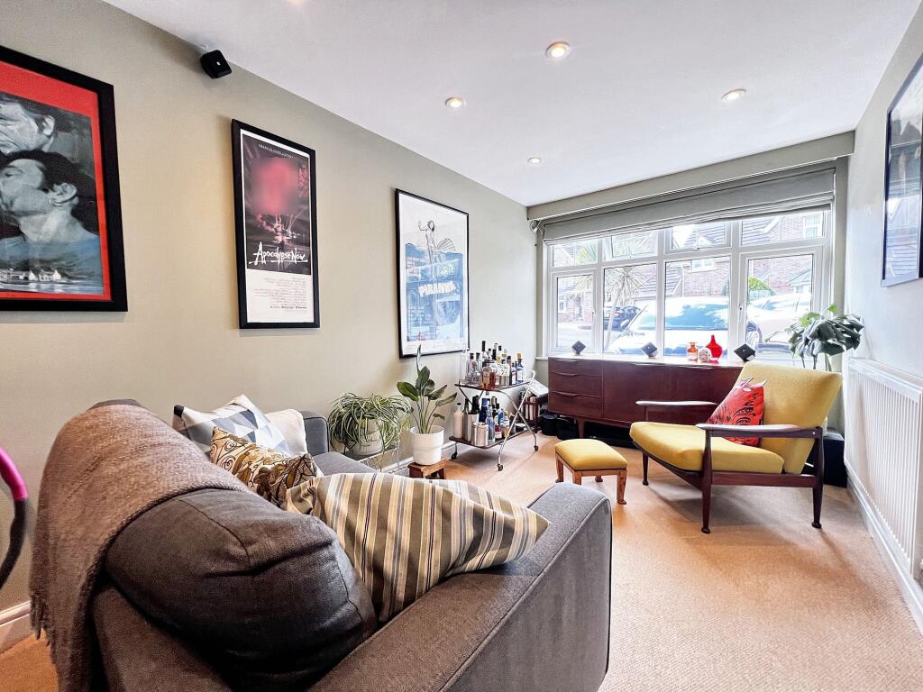 Second reception / Cinema Room