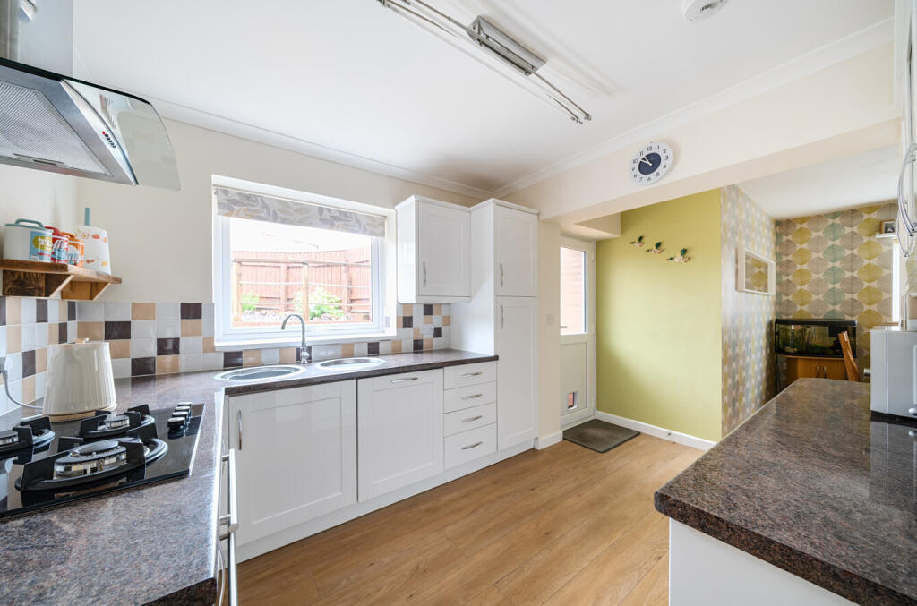 1304270-12-6841c8...