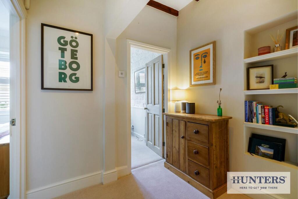 92167_61 Town Street Guiseley (20) - Copy_low.jpg