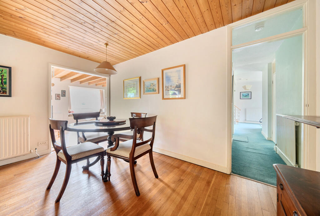 1304766-9-6846ee6...