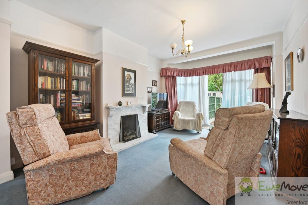 RCEWEMOVE- 435 whitton avenue- reception 6 (1)