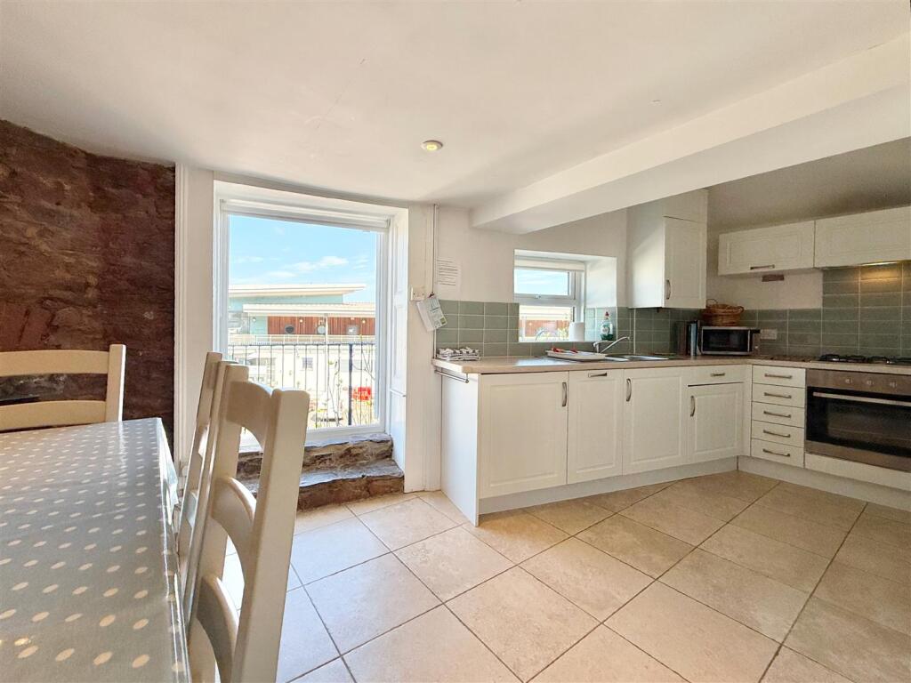 Kitchen Towards Balcony.JPG