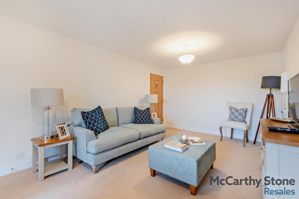 8671166-interior16-800.jpg