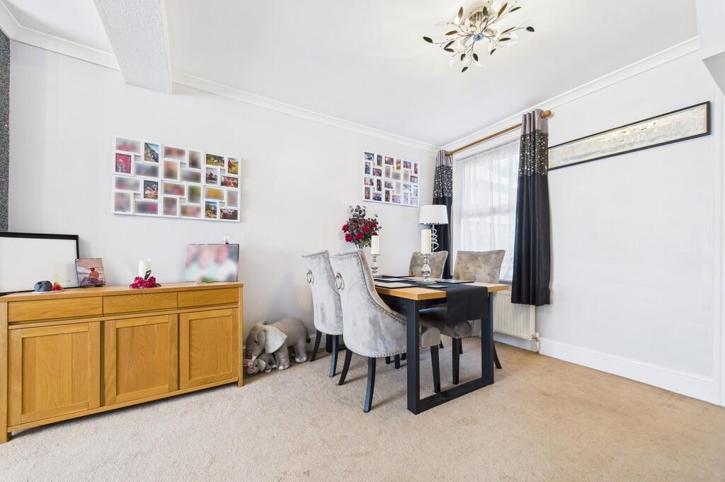 CAM01085G0-PR0576...