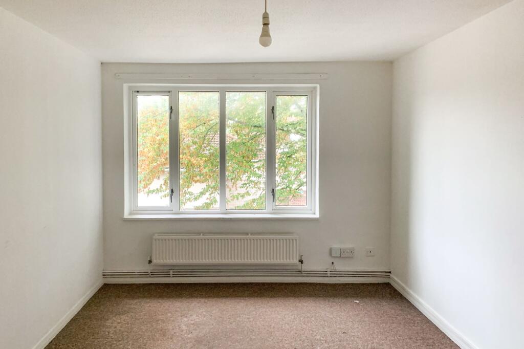 Flat 8, Swan House, Hillmead, Shepton Mallet BA4 5EZ