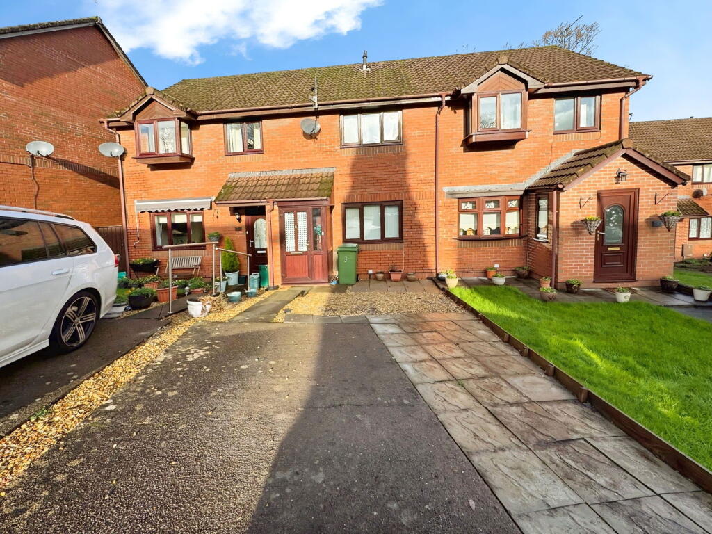 Ger Yr Afon, Coed-y-Cwm, Pontypridd, CF37 3JD