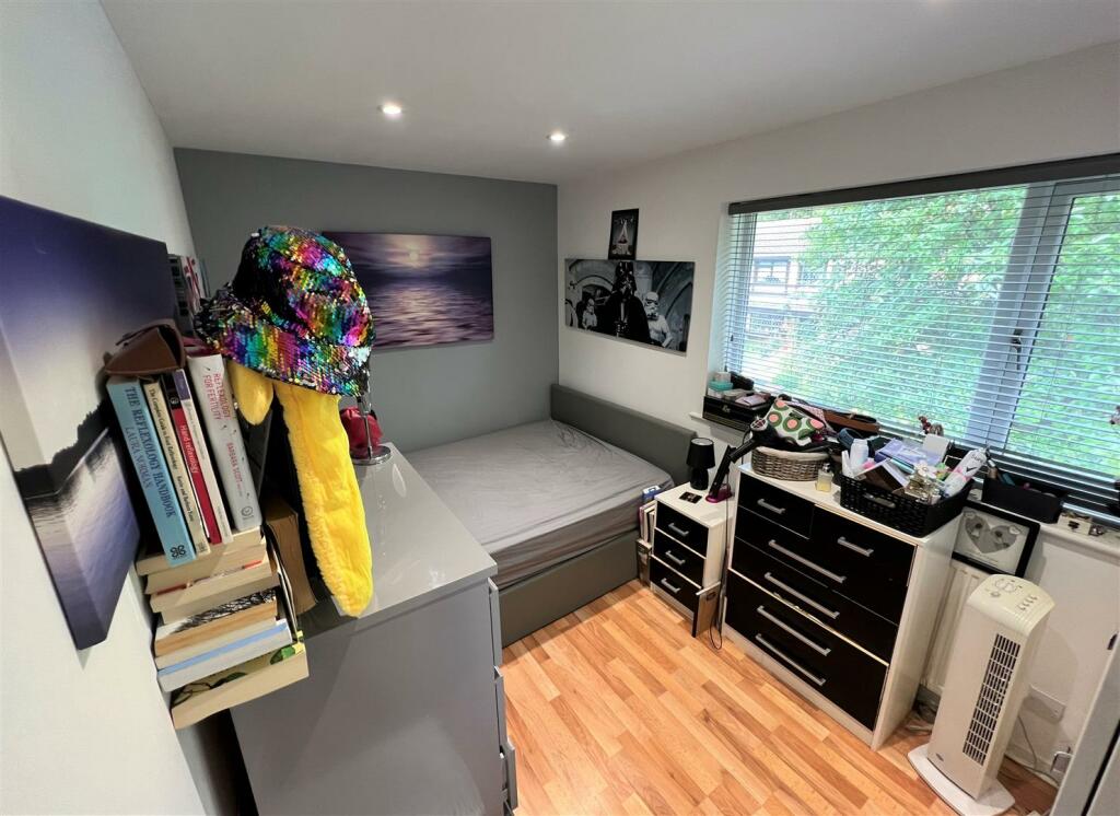 Bedroom 2A.JPG