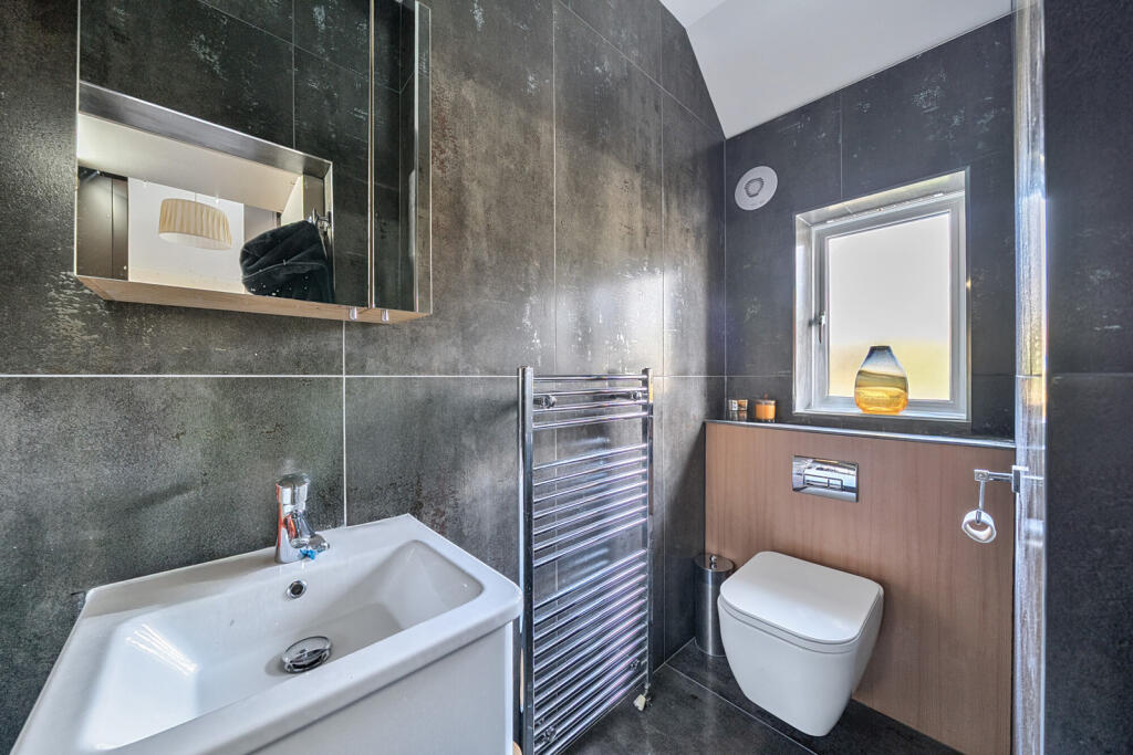 1394641-30-694bcf...