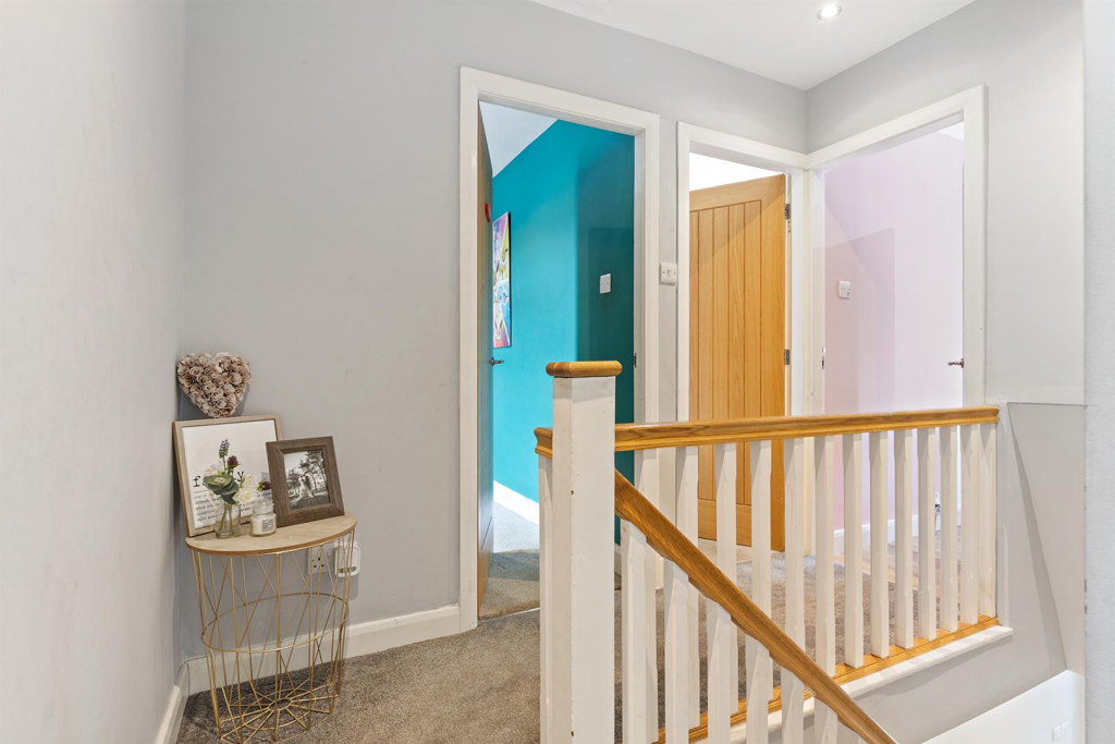 148 Quarmby Rd, Huddersfield 14_297.png