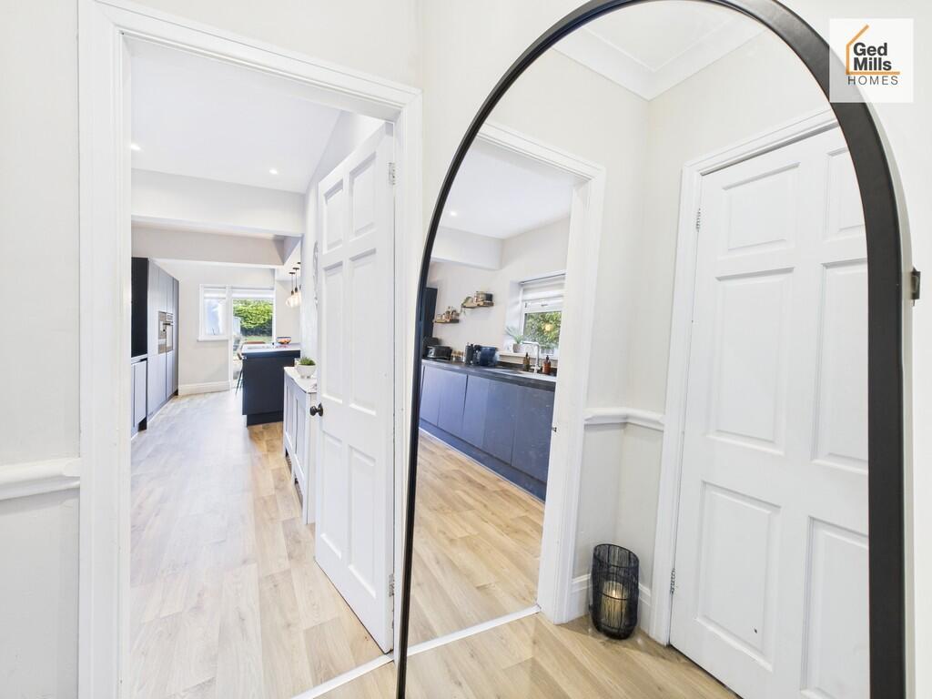 CAM04261G0-PR0100...