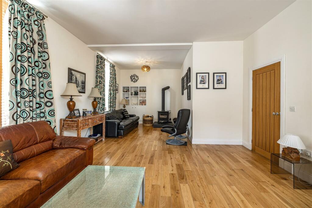 2 Heatherlie Terrace Selkirk 14.JPG