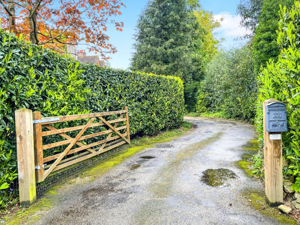 Driveway Entrance