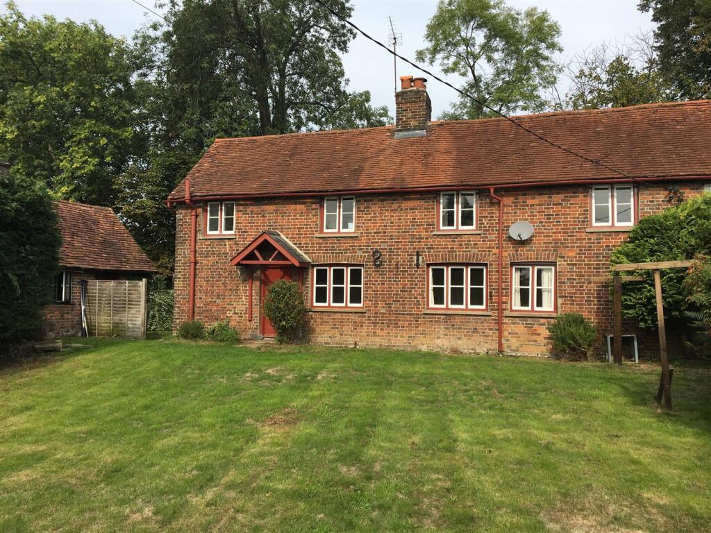 Rear of Cottage Sept 18.jpg