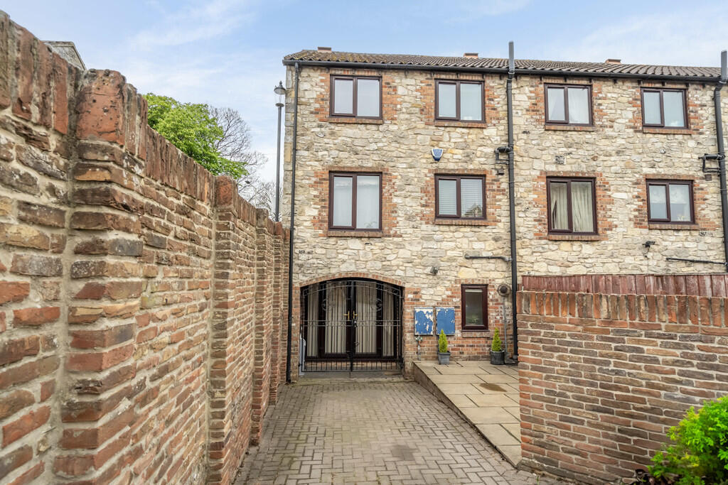 19-_DSC7796-HDR-E...