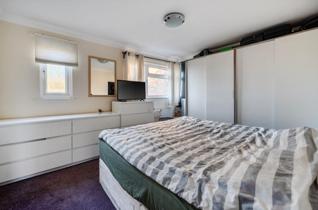 1396044-12-695e4e...