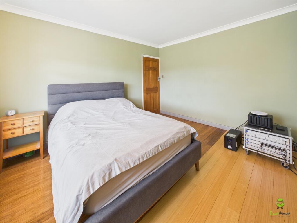 Presented by Clinton Crawford - Ewemove Bexley and