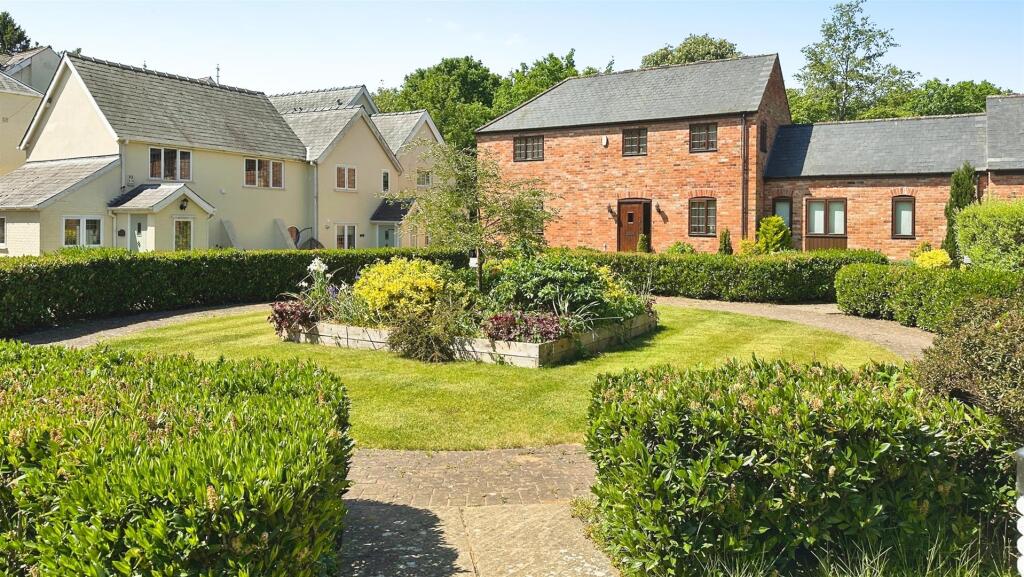 2ce6a97c--4504-ADDC-C015687BC8C3-40577-00000CE3481