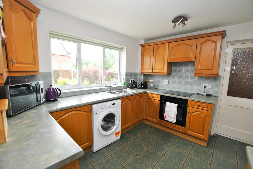 Kitchen2_edited