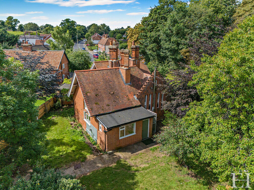 8659306-exterior2...