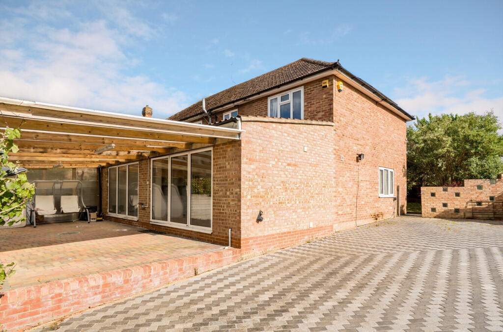 1298250-19-683774...