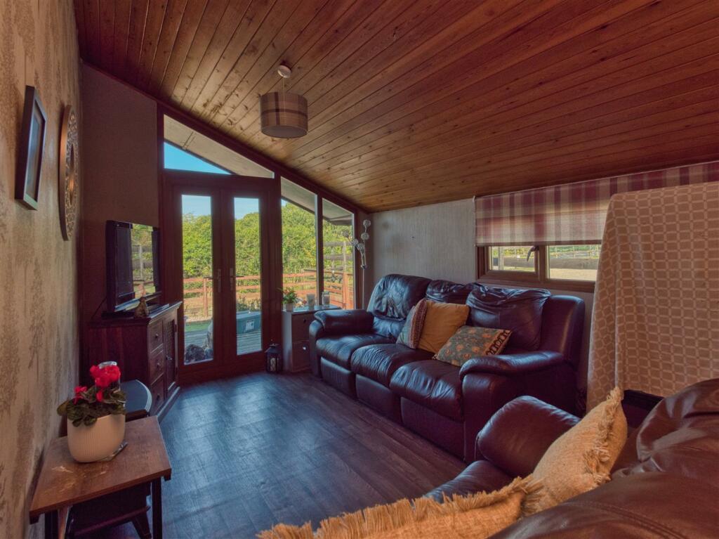 P1077533_hdr.jpg