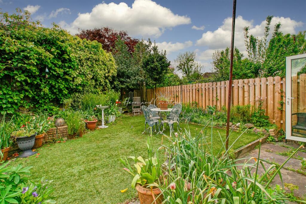 Waungron_GF_A_HernCrabtree_Llandaff_ (1) copy.jpg