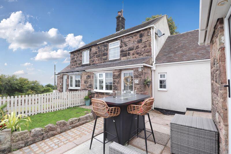 Front Patio &amp; Garden 