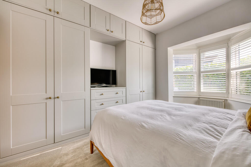 4 Bedroom 1