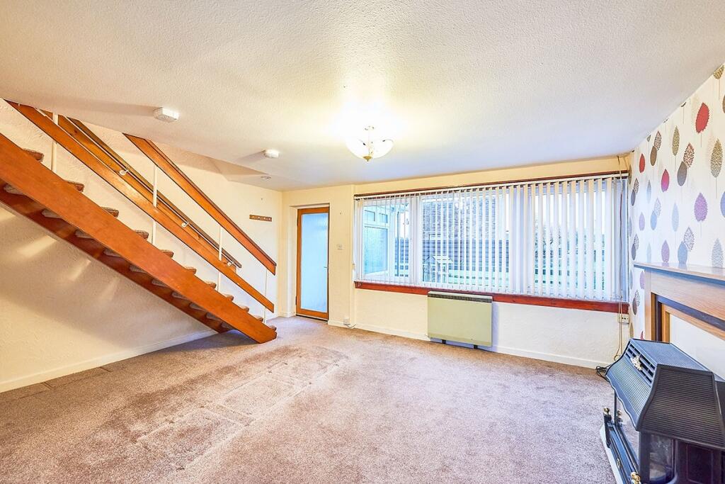 Living/Dining Area