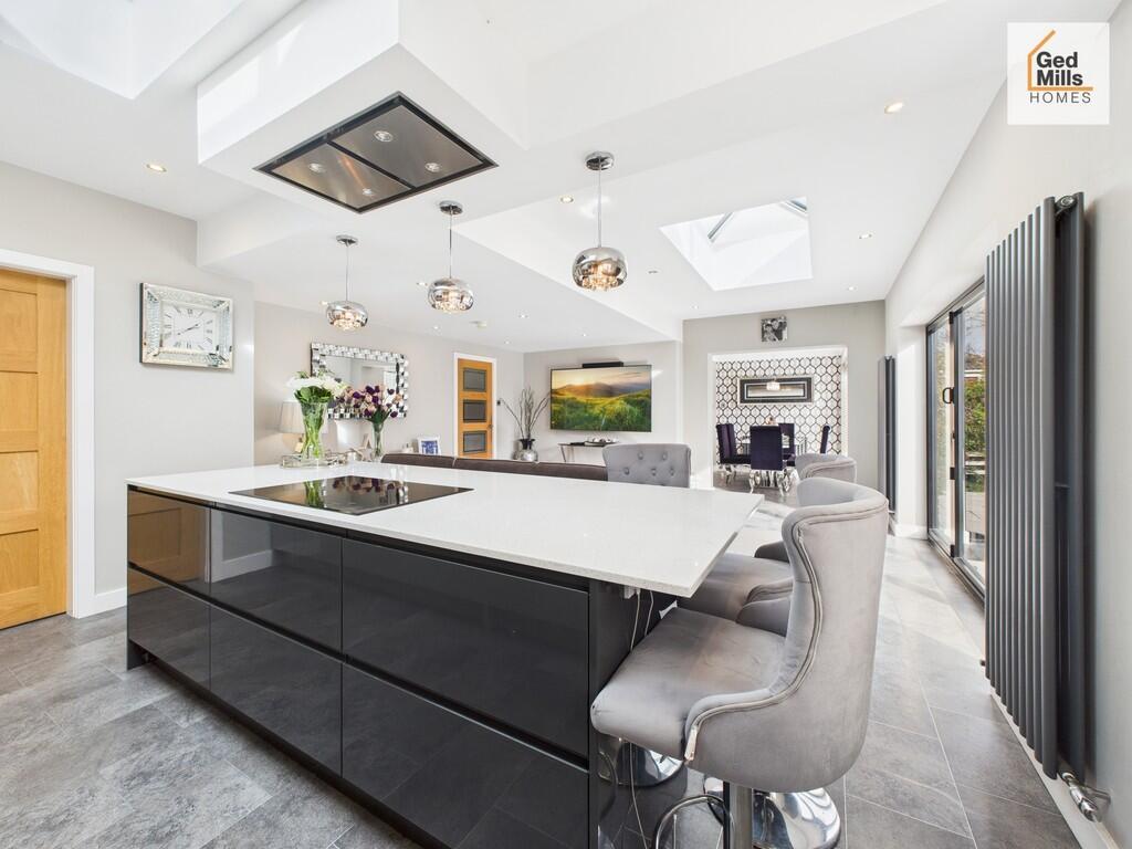 CAM04261G0-PR0108...