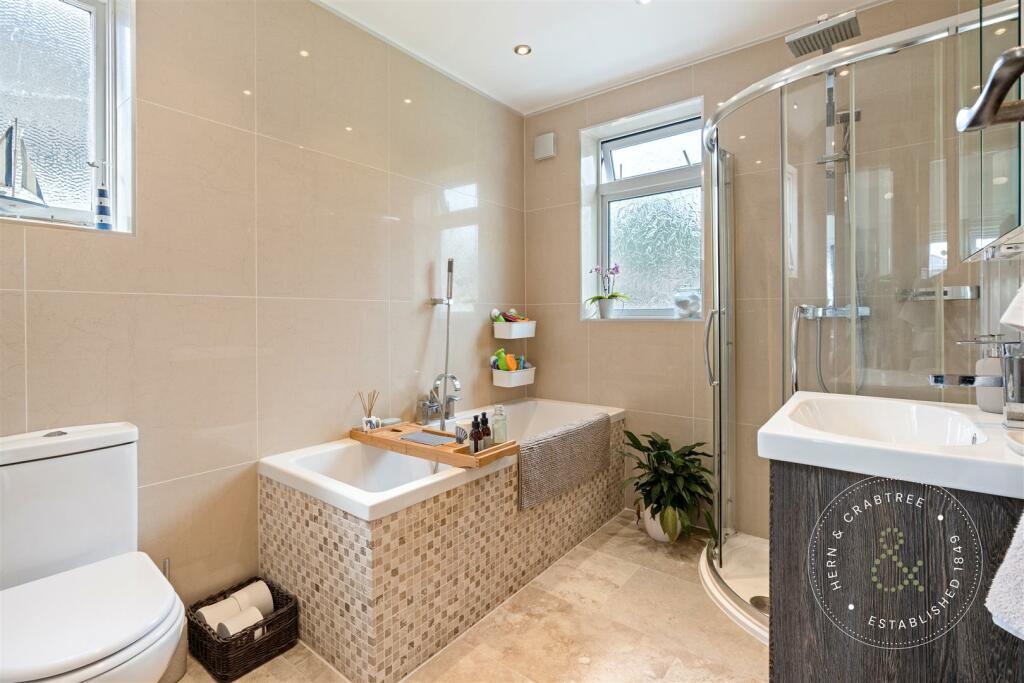 Allensbank Road, Heath, Hern Crabtree (26).jpg