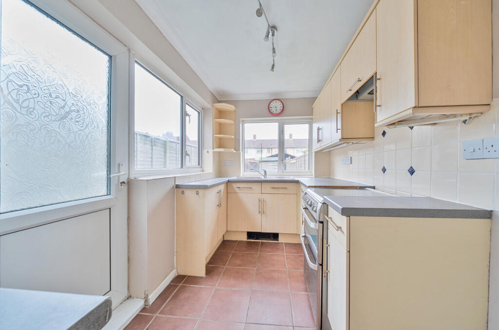 1376224-5-690dc87...