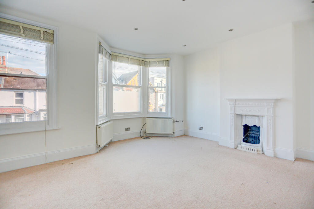 bedroom3