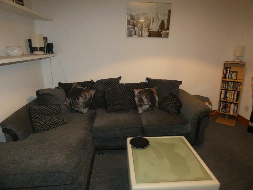 9 - Lounge