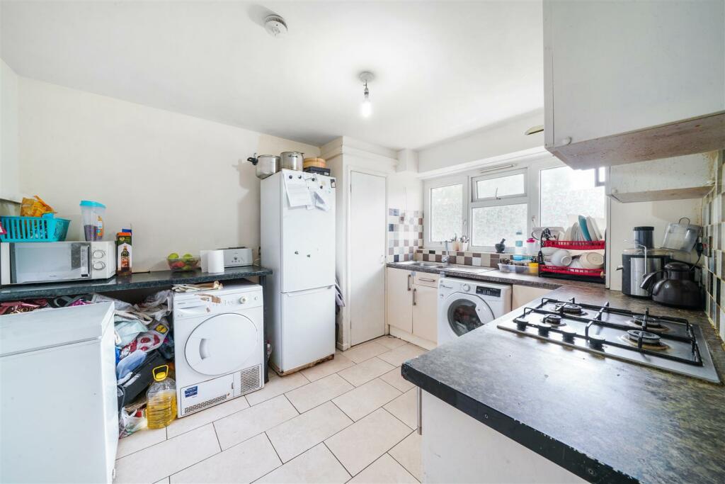Flat 16, Burrmead Court - 0Q0FBoUf0bpTMGr1hhN5.jpg