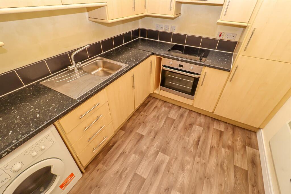 12 aspire chapel kitchen (4).jpg