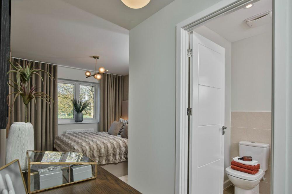 The Evesham Bedroom 1