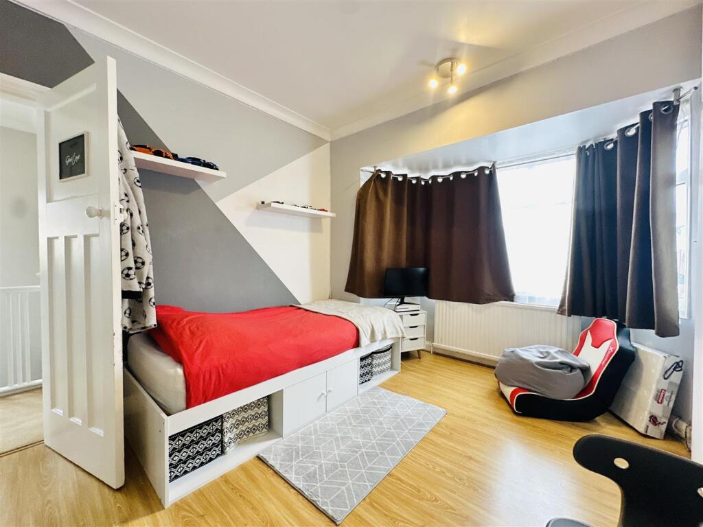 BEDROOM TWO