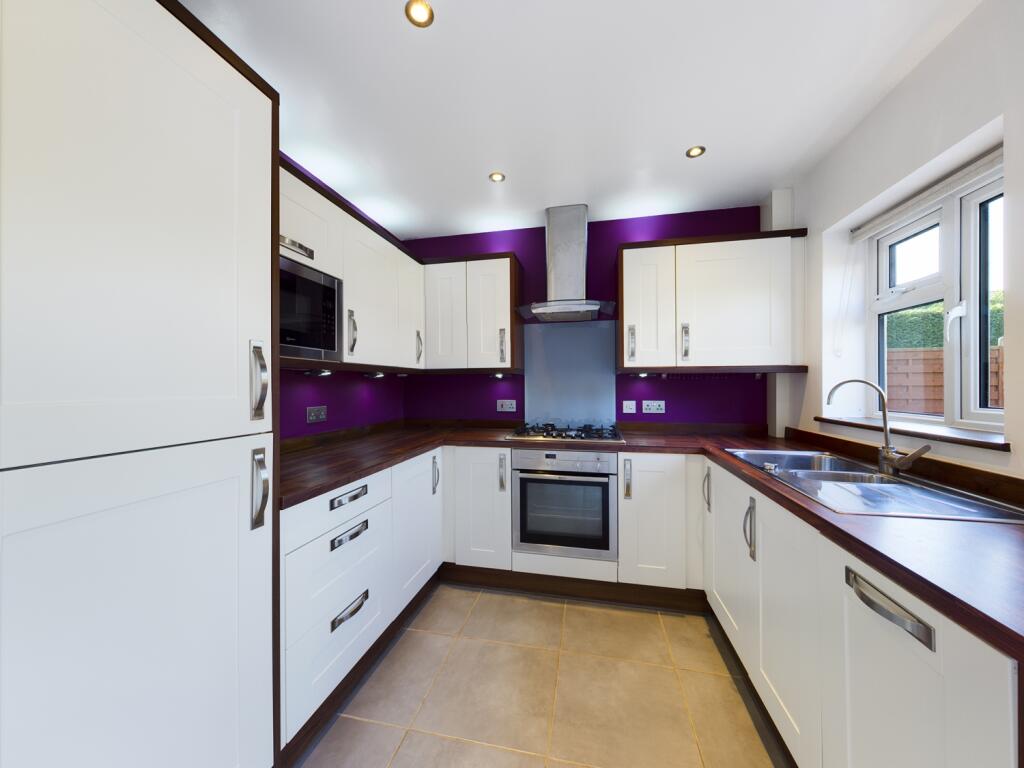 CAM00560P1-PR0113-STILL03