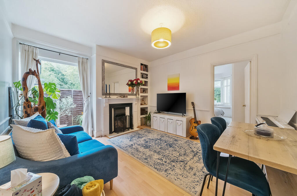 1328272-9-6887b56...