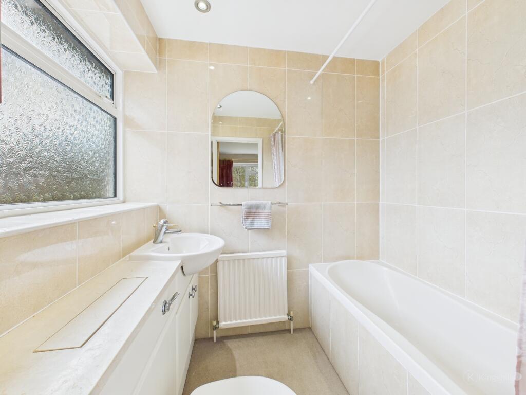 Ensuite
