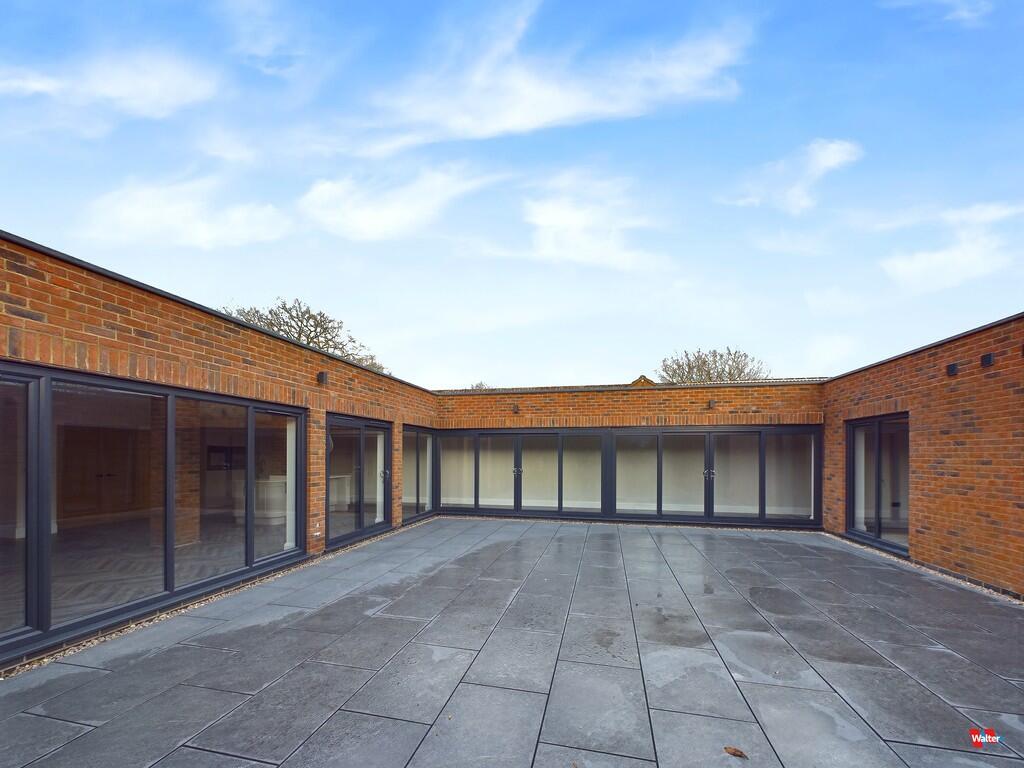 CAM04092G0-PR0034...